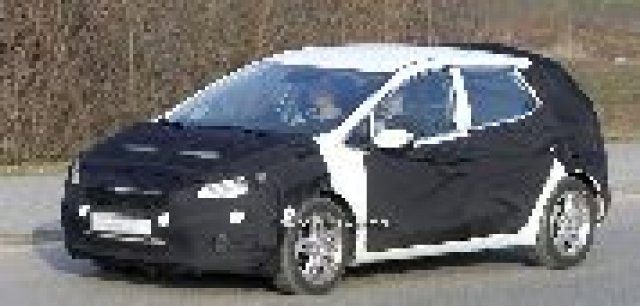 Kia подготвя новия Cee’d