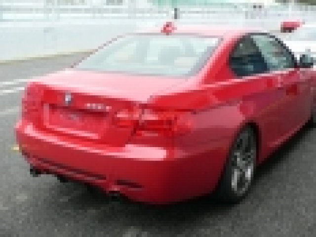 Официално - BMW 335is