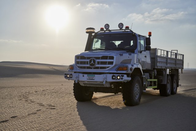 Mercedes обнови офроуд-камиона си Zetros