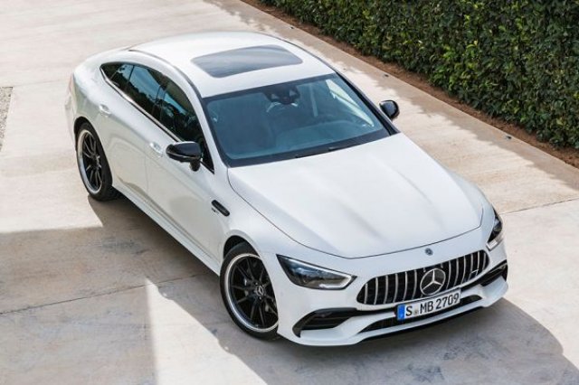 Mercedes-AMG показа конкурента на Panamera