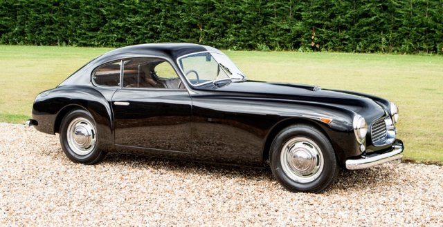 Продава се най-старото Ferrari в Англия