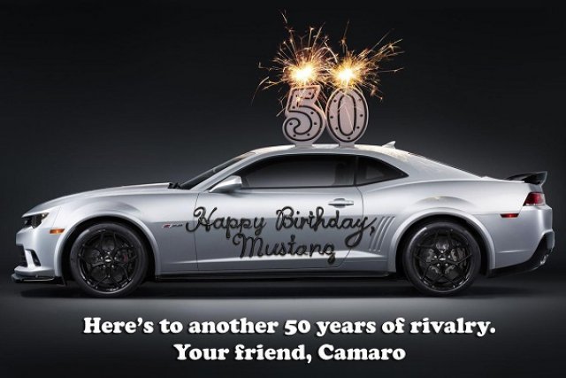 Camaro поздрави Mustang с юбилея