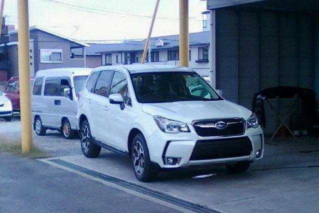 Subaru Forester XT без камуфлаж
