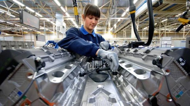 Ford затваря завода за двигатели в Уелс