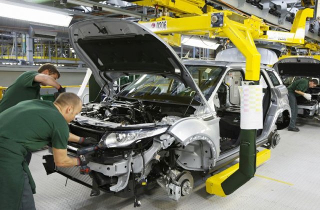 Откраднаха двигатели за 3,5 млн. евро от завод на Land Rover
