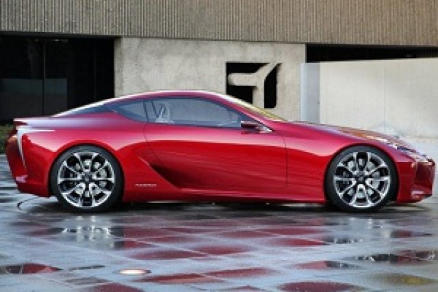 Toyota Supra в кожата на BMW 6-Series