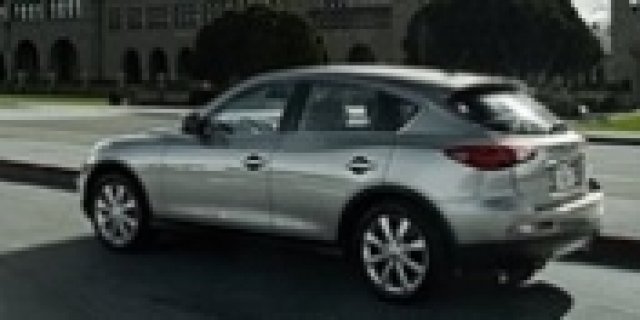 Infiniti ще продава и ЕХ37 в Европа