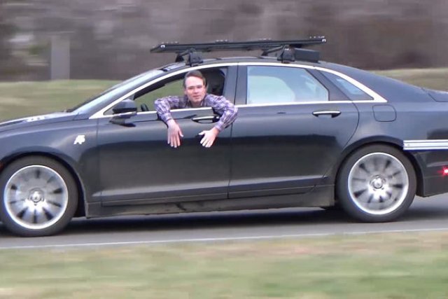 Американски професор: Родените сега никога няма да шофират