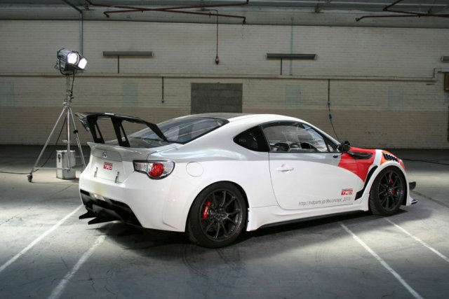 Toyota праща GT86 TRD Griffon в Гудууд