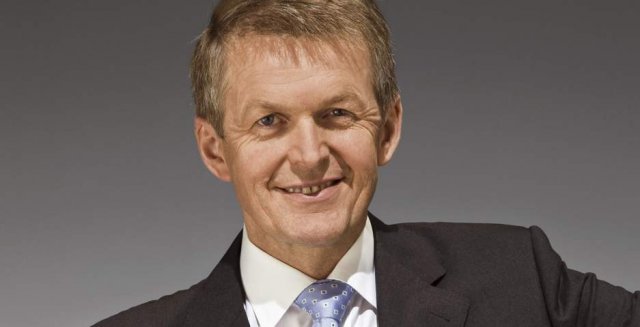 Mercedes-Benz планира да спести $6 млрд. до 2015 г.