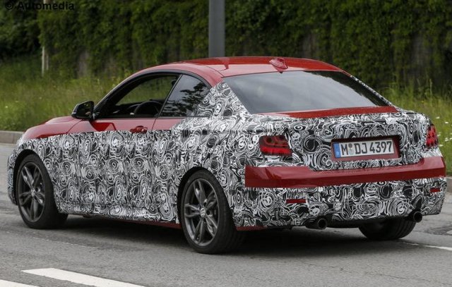 BMW 2-Series вече не се нуждае от камуфлаж