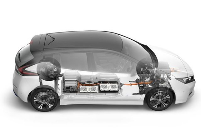 Nissan Leaf предизвика скандал в Англия