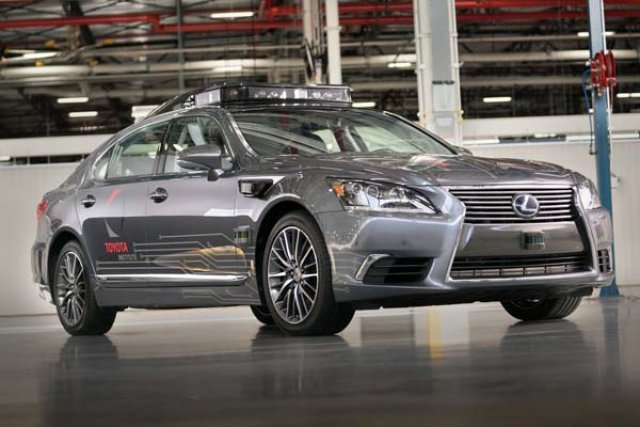 Toyota инвестира 500 милиона долара в Uber