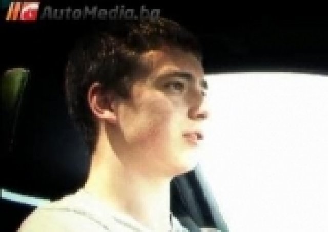 Визитка номер 9: Валентин Петров