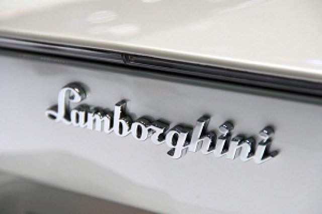 Новото Lamborghini ще се казва Deimos