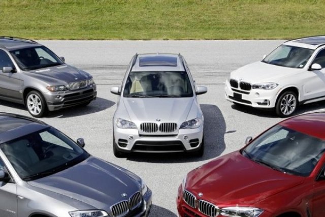 BMW отбелязва 15 години Х5
