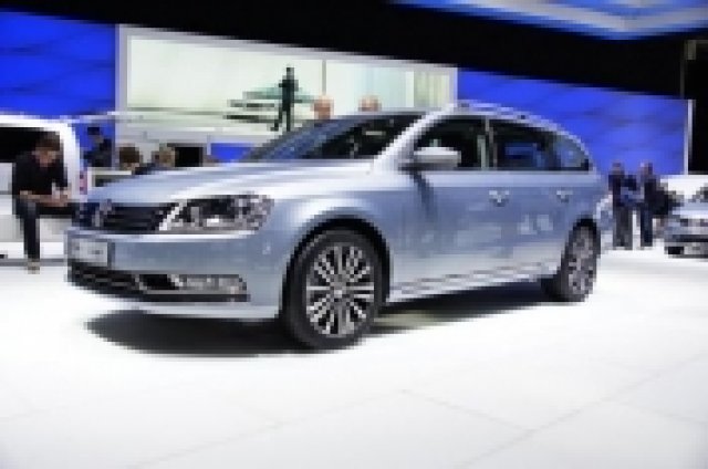 На пазара излиза новият VW Passat