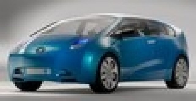 Lexus с хибриден кросоувър на базата на Prius?