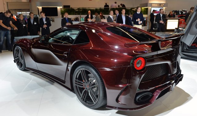 Mansory раздели посетителите във Франкфурт