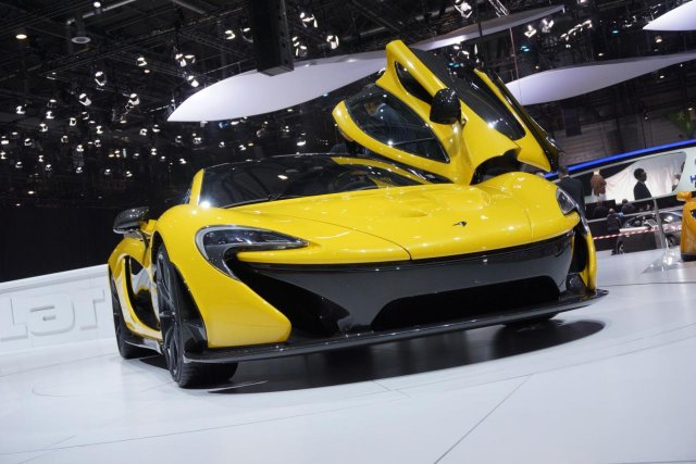 McLaren представи суперколата P1