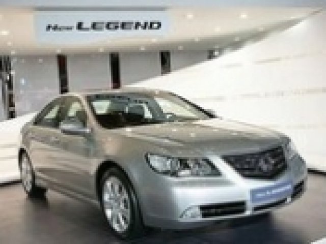 Honda показа обновената Legend