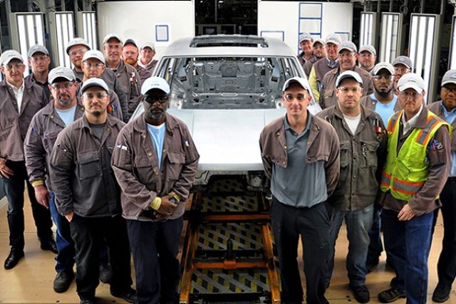 Volkswagen е вече готов с конкурента на Toyota Highlander