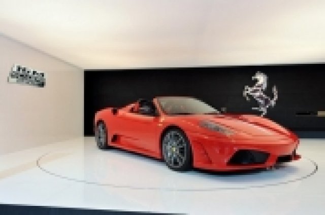 Премиера на Ferrari Scuderia Spider 16M