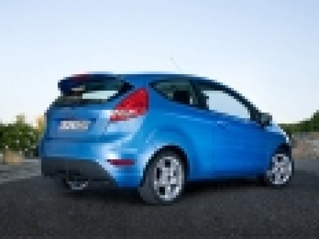 Ford ще покаже обновена Fiesta през 2012
