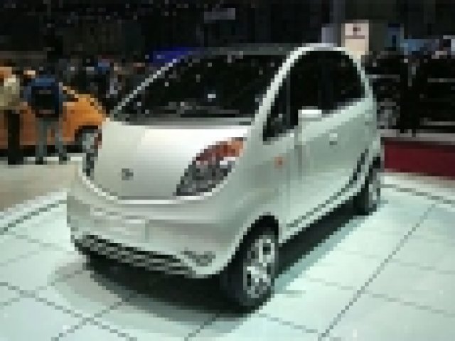 Започва серийното производство на Tata Nano