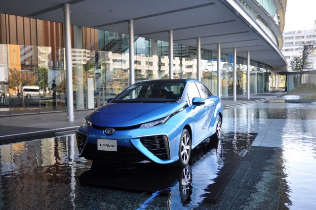 Toyota увеличава производството на Mirai