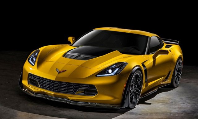 Chevrolet Corvette Stingray вече и с 8-степенен автомат