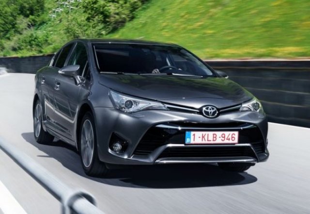 Toyota няма да се откаже от Avensis