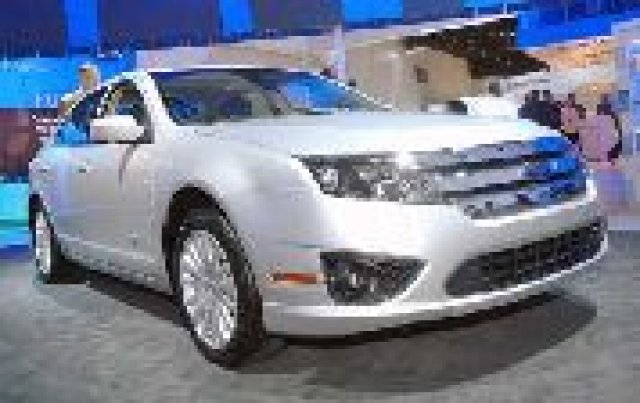 Ford атакува Азия