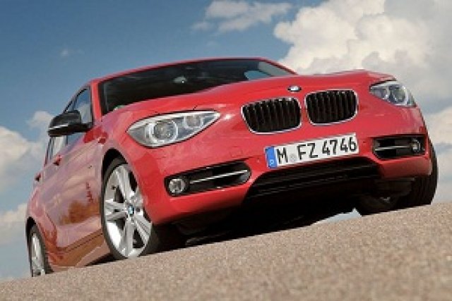 BMW готви отговор на Mercedes-Benz CLA 45 AMG 