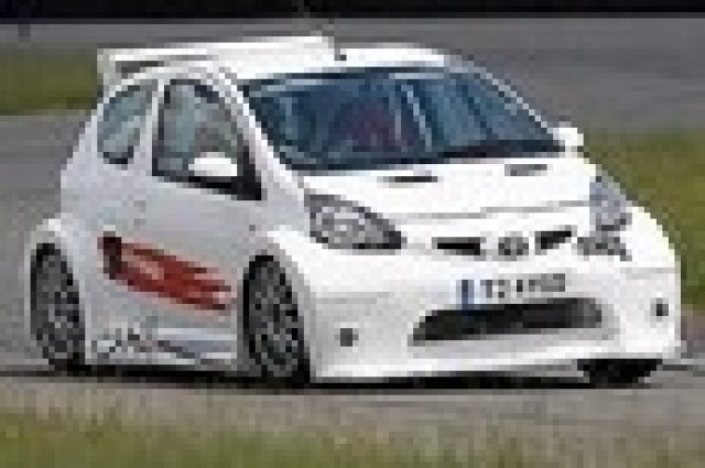 Toyota Aygo Crazy – близо 200 коня