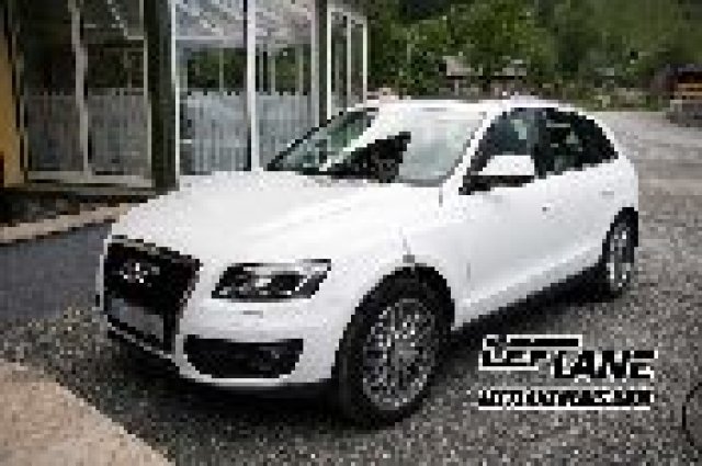 Audi работи върху „горещ” SQ5