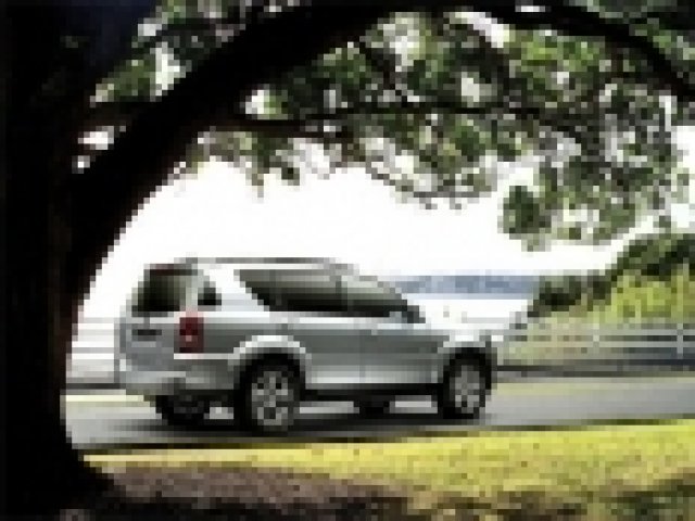 SsangYong ще представи модернизирания Super Rexton