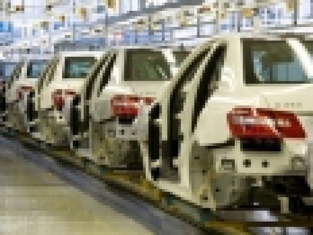 ГАЗ ще прави Mercedes E-Class?