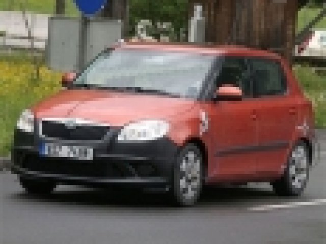 Skoda обновява Fabia
