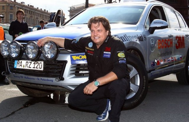 Германец измина с кола 23 000 км за 17 дни