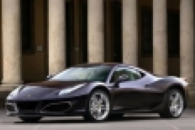 Първи снимки на Ferrari F450