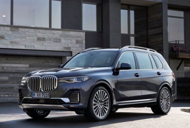 BMW X7 стартира от 73 900 долара в Щатите