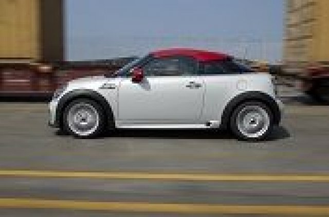 Това е изцяло новият модел на Mini Coupé