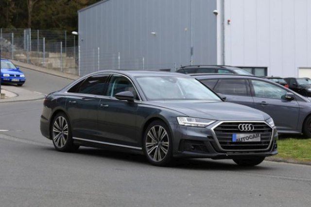 Audi тества новото поколение на S8