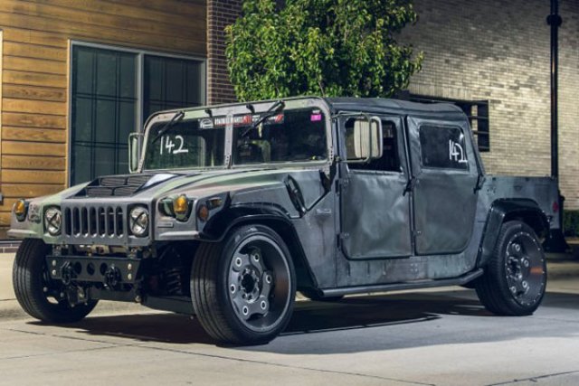 Hummer H1 вече има и пистова версия