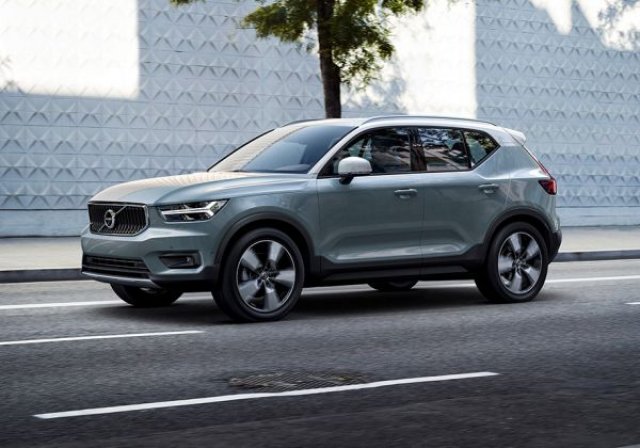 Представиха най-малкия кросоувър на Volvo