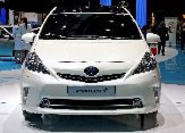Седемместната Toyota Prius+ във Франкфурт