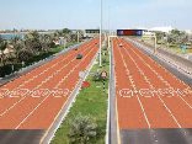 Червен асфалт в Абу Даби