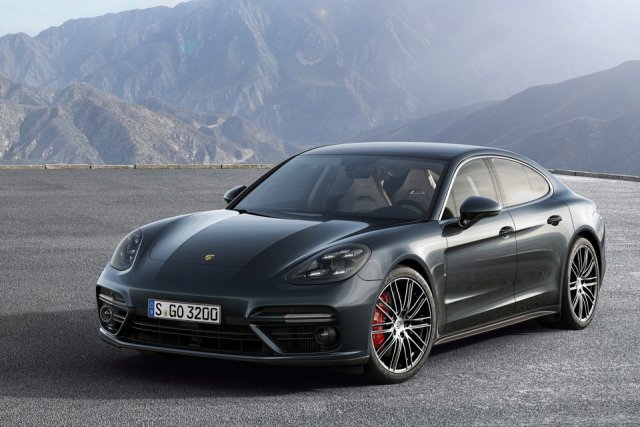 Хибридното Porsche Panamera ще получи 700 к.с.