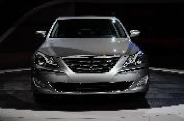 Представиха Hyundai Genesis R-Spec